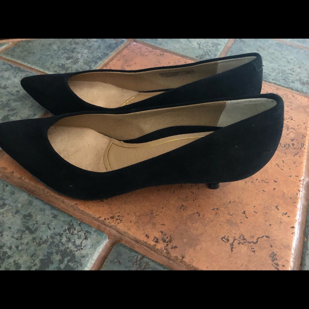 New VIONIC Josie Kitten Heel Shoes